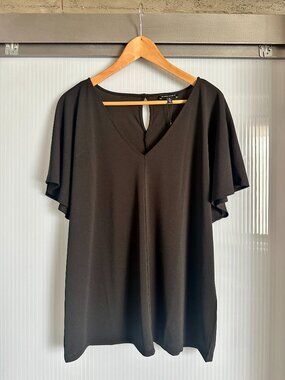 Universal Standard Black Crepe Jersey Flutter Sleeve Blouse M 18/20 NWT Lansbury